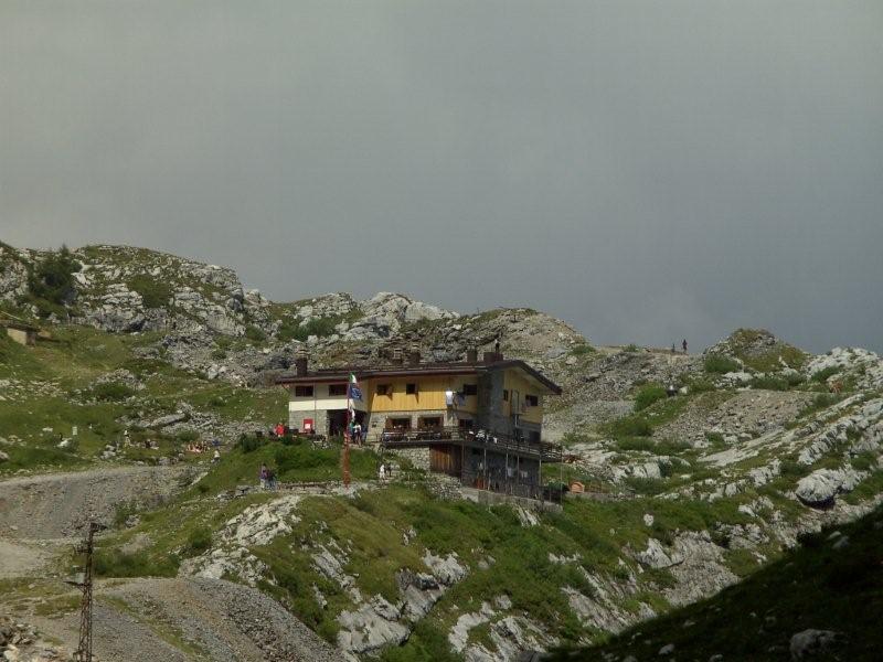 Rifugi e Bivacchi d''Italia.......